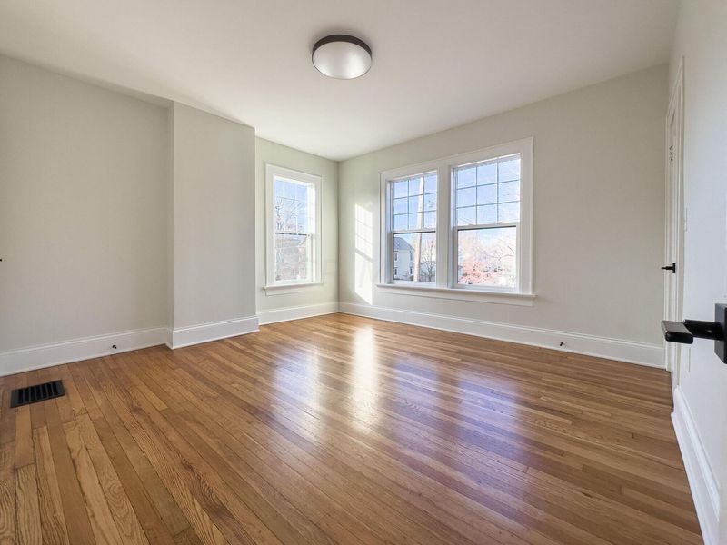 399 W 2nd Avenue, Columbus, OH 43201 Photo 21