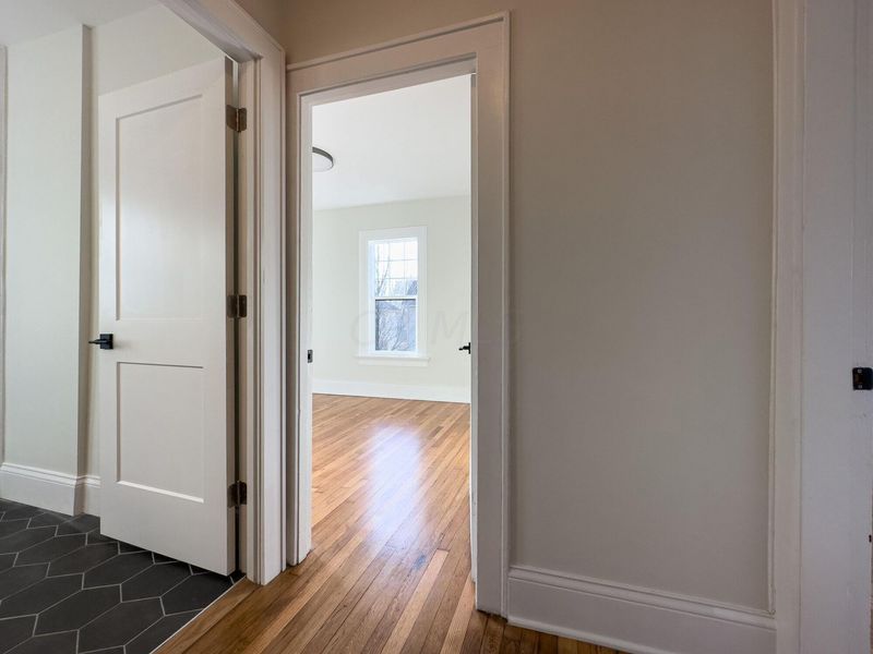 399 W 2nd Avenue, Columbus, OH 43201 Photo 25
