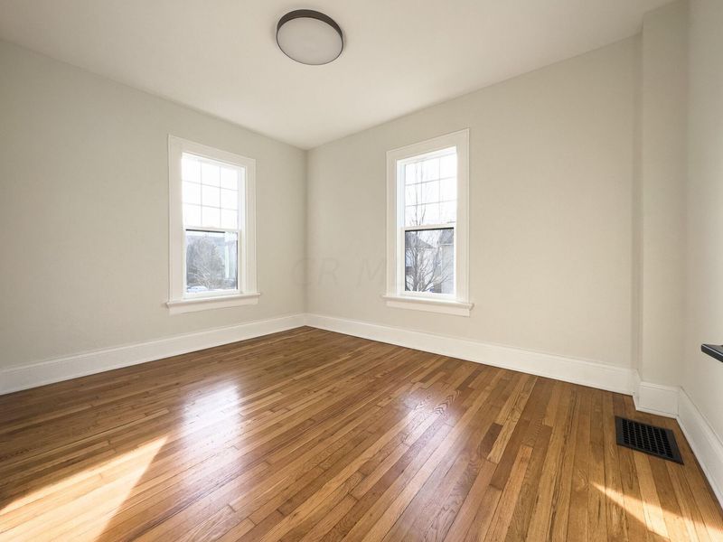 399 W 2nd Avenue, Columbus, OH 43201 Photo 26