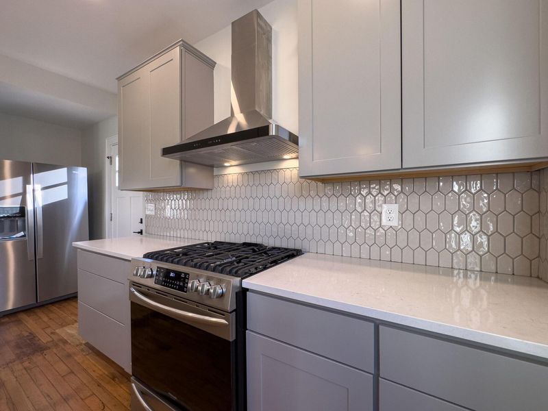 399 W 2nd Avenue, Columbus, OH 43201 Photo 8