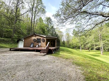 1180 Raccoon Creek Road, McKee, KY 40447