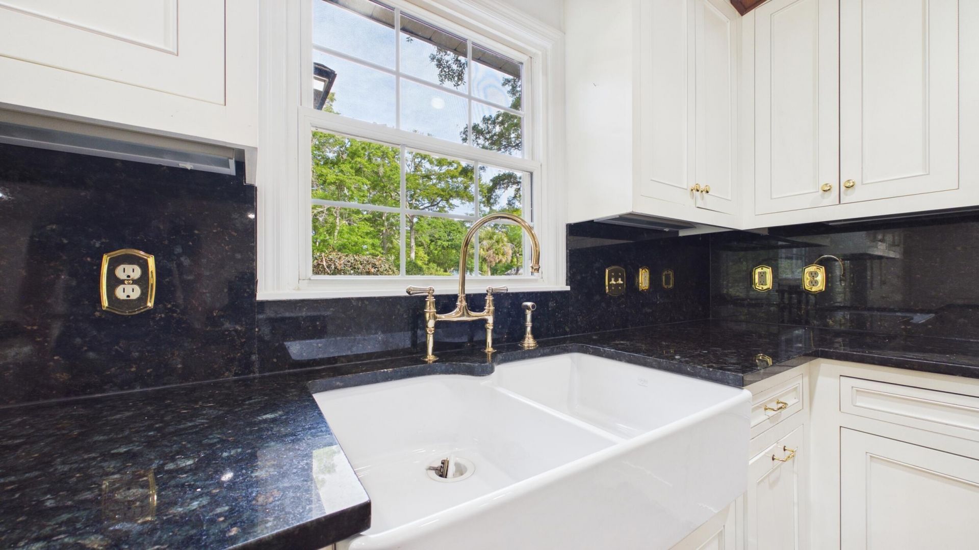 1039 Governors Road Photo 12