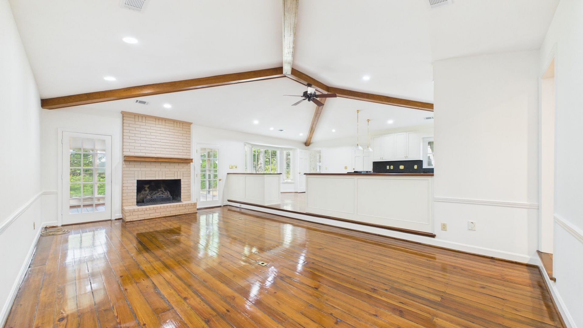 1039 Governors Road Photo 15