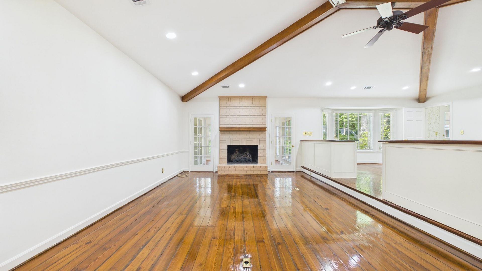 1039 Governors Road Photo 16