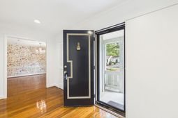 1039 Governors Road photo 4