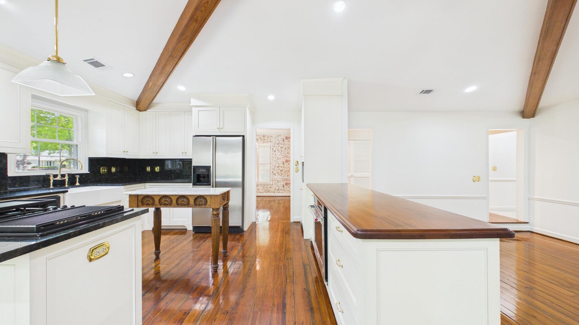 1039 Governors Road Photo 9