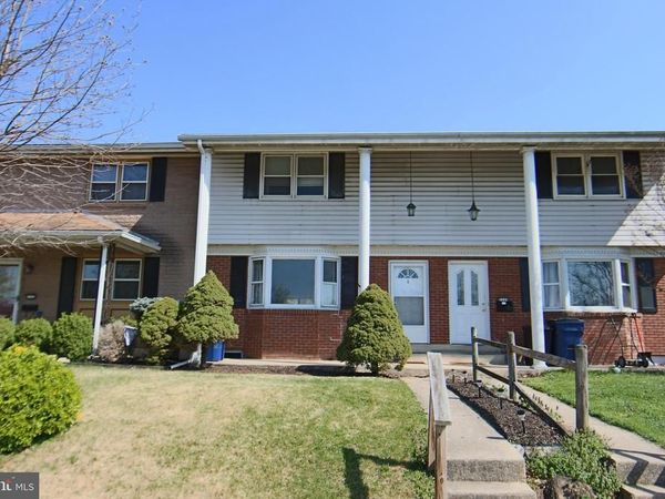 2121 MARKET STREET EXTENSION, MIDDLETOWN, PA 17057