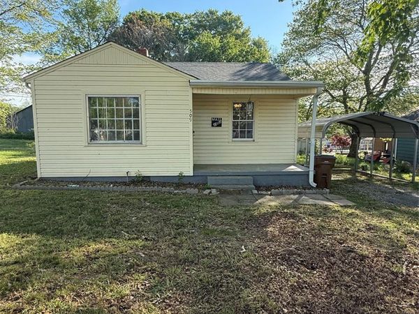 509 Rhyne Street , Lincolnton, NC 28092