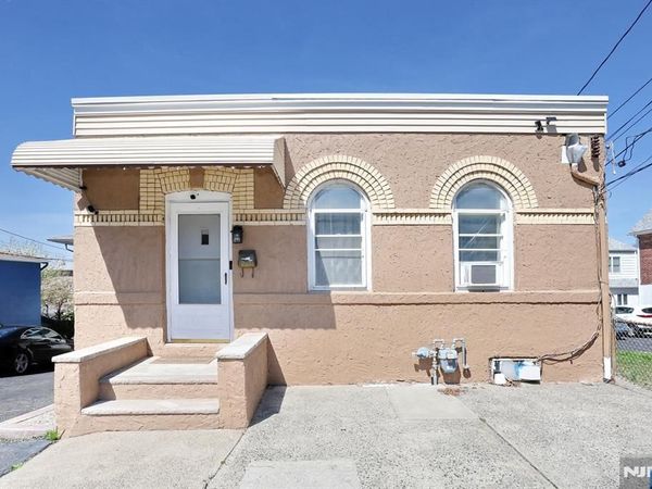 61 Malcolm Avenue Front House, GARFIELD, NJ 07026