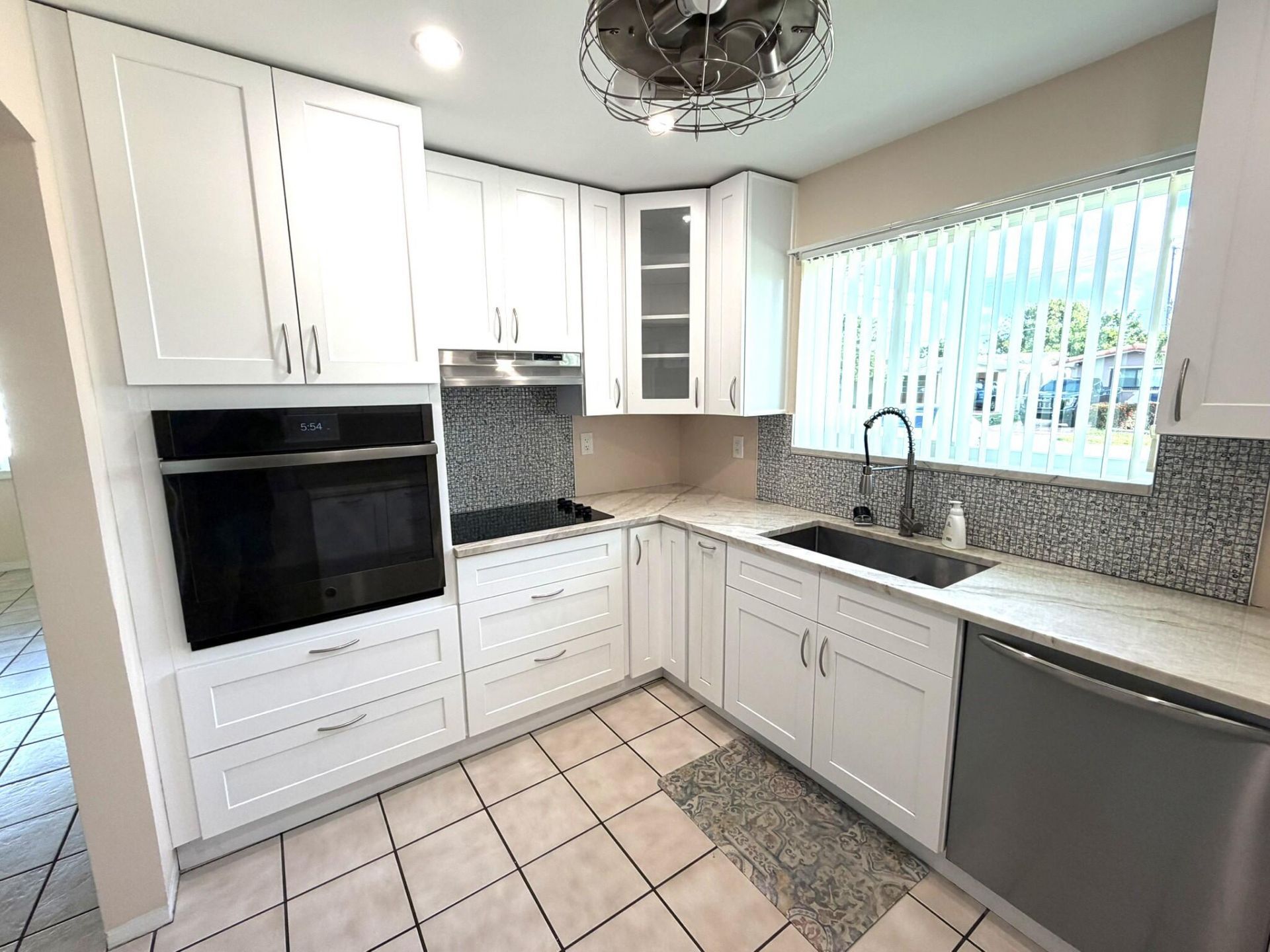 8881 NW 11th Street, Pembroke Pines, FL 33024 Photo