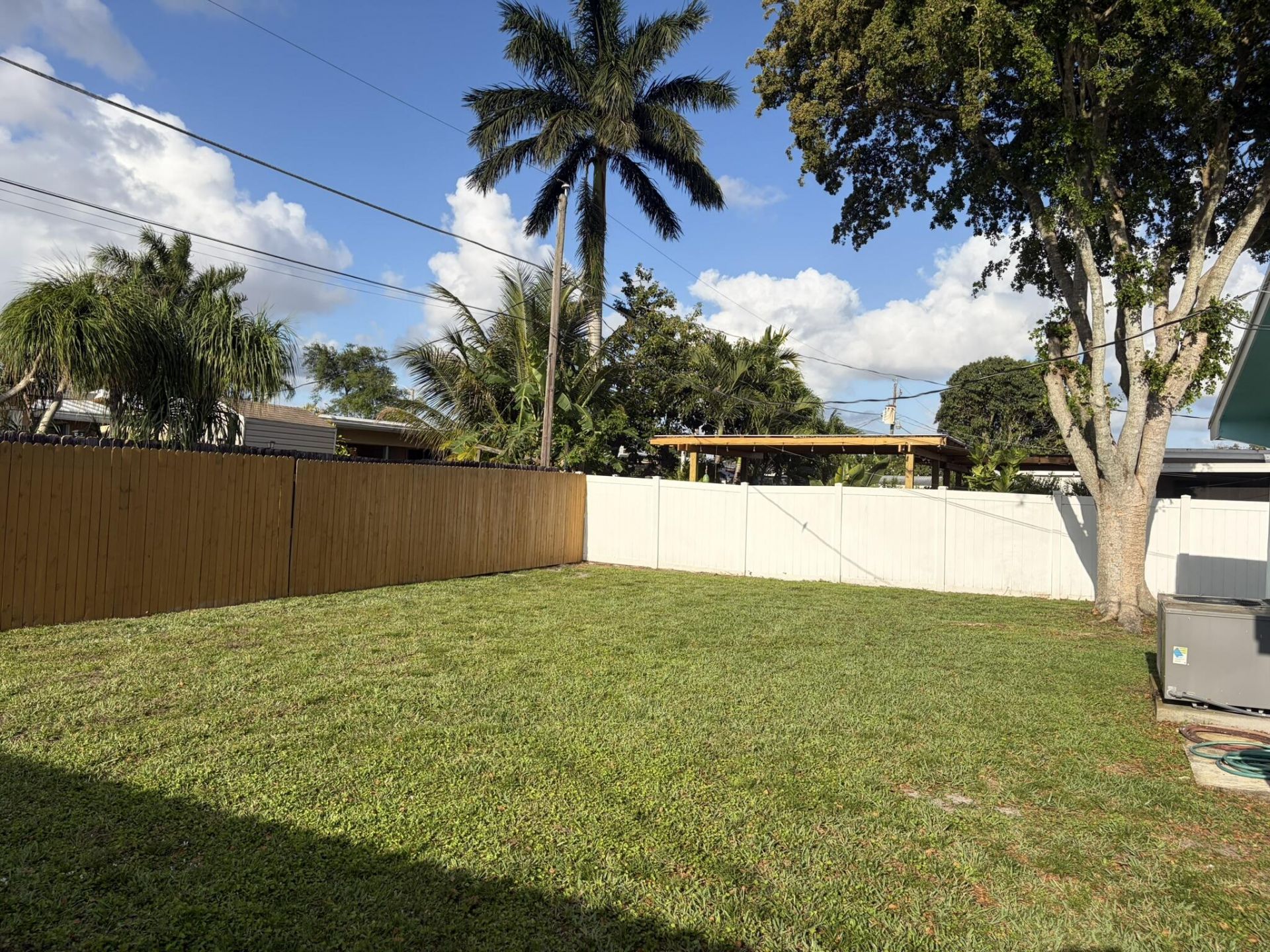 8881 NW 11th Street, Pembroke Pines, FL 33024 Photo