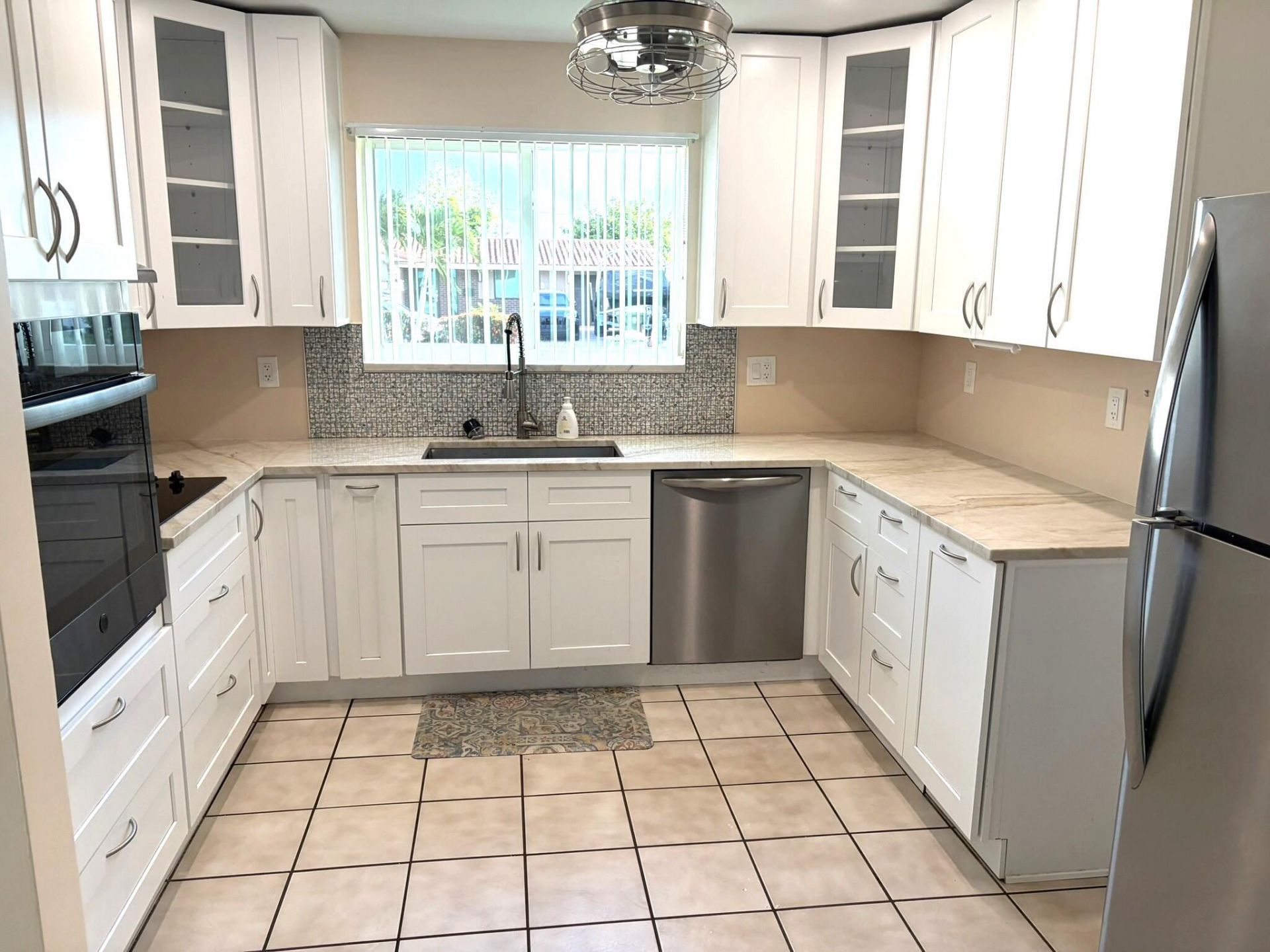 8881 NW 11th Street, Pembroke Pines, FL 33024 Photo