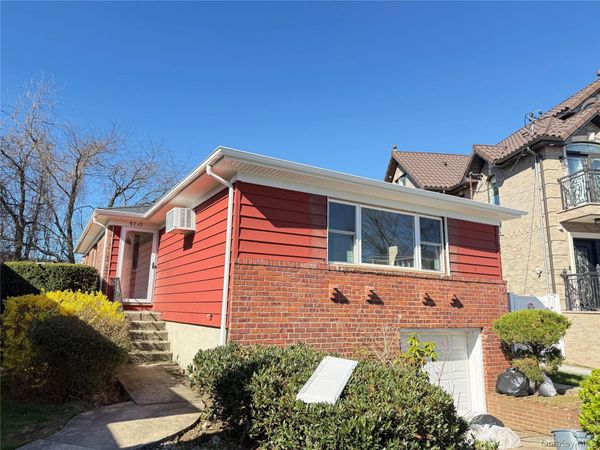 57-10 246th Place, Little Neck, NY 11362