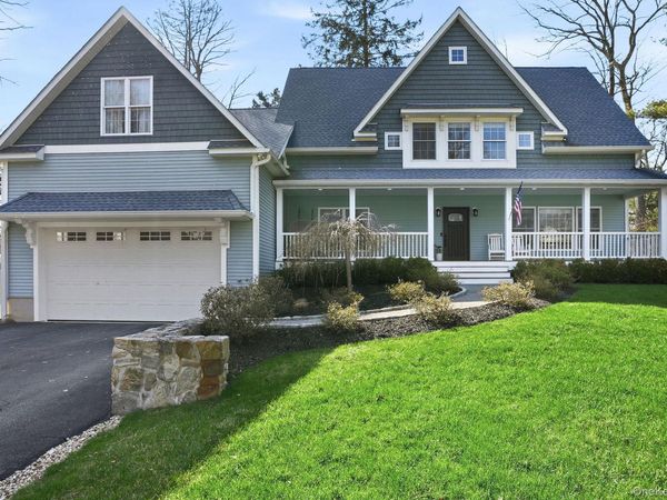 19 Lillian Road, Mahopac, NY 10541