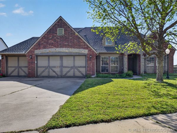 9302 N 98th East Court, Owasso, OK 74055