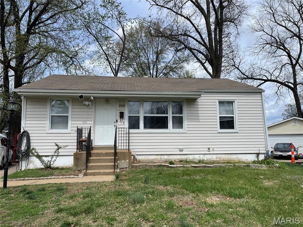 3519 Saint Blase Lane , Saint Ann, MO 63074 Main Photo