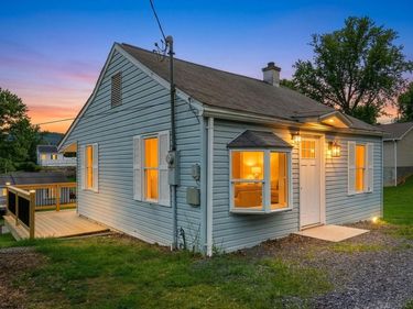 31 W 2nd Street, Westover, WV 26501