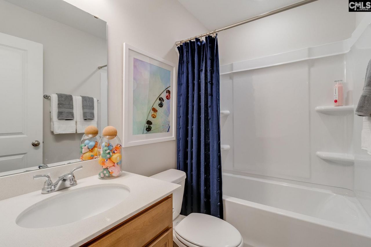 3050 Harborview Drive Photo 13