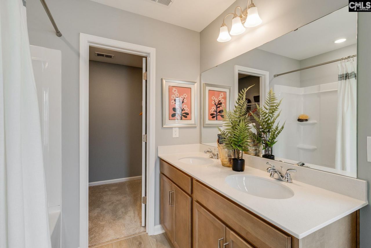 3050 Harborview Drive Photo 16