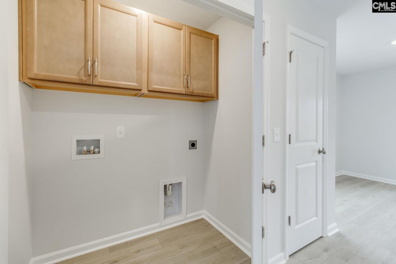 3050 Harborview Drive Photo 16