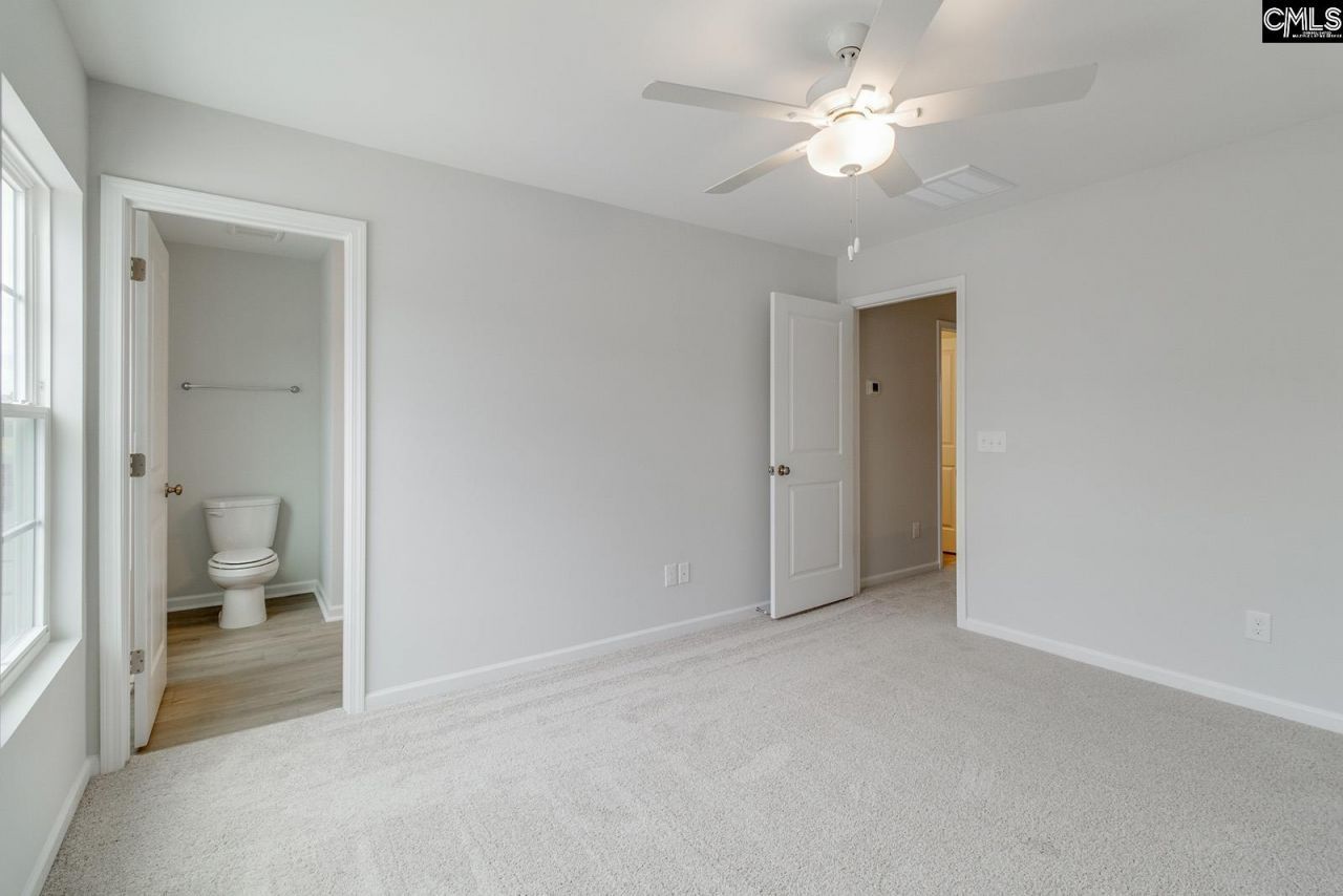 3050 Harborview Drive Photo 20