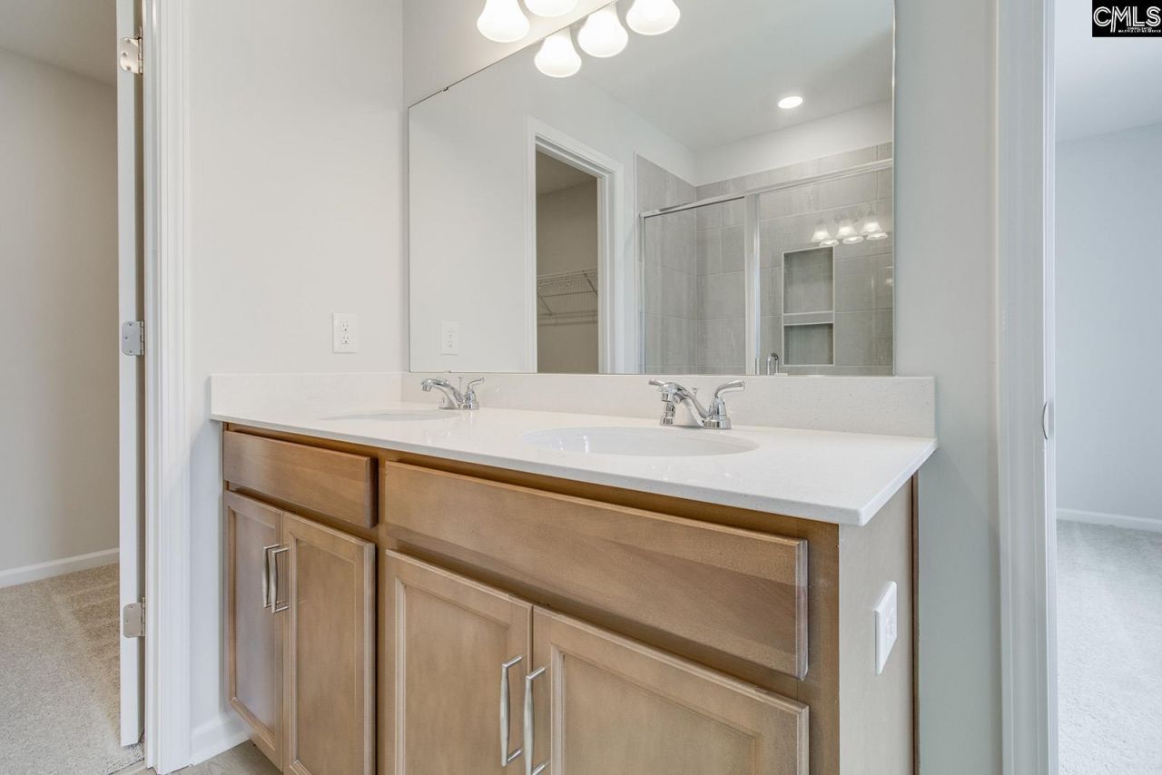 3050 Harborview Drive Photo 21