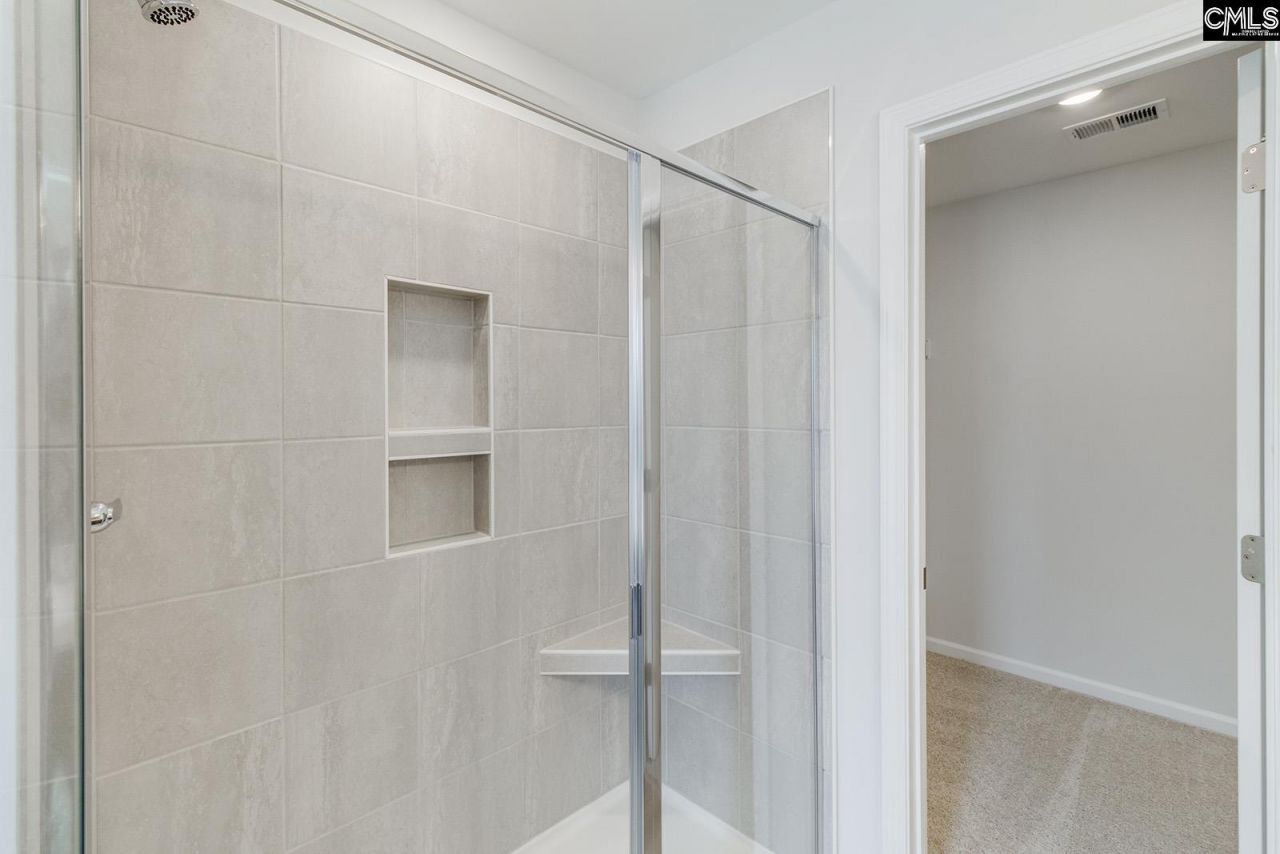 3050 Harborview Drive Photo 22