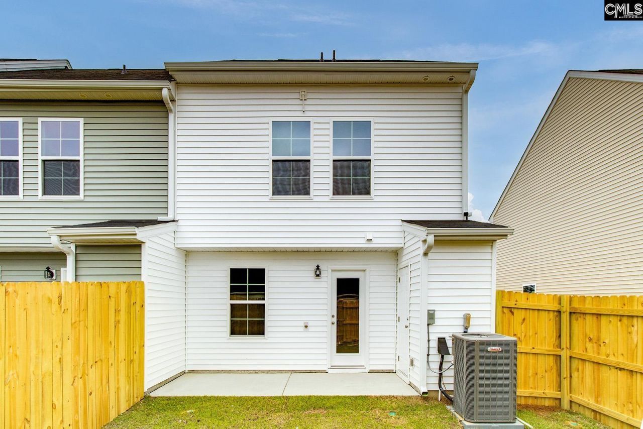 3050 Harborview Drive Photo 32