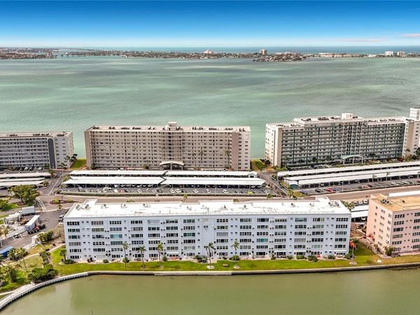 5925 SHORE BOULEVARD S, Unit 611, GULFPORT, FL 33707