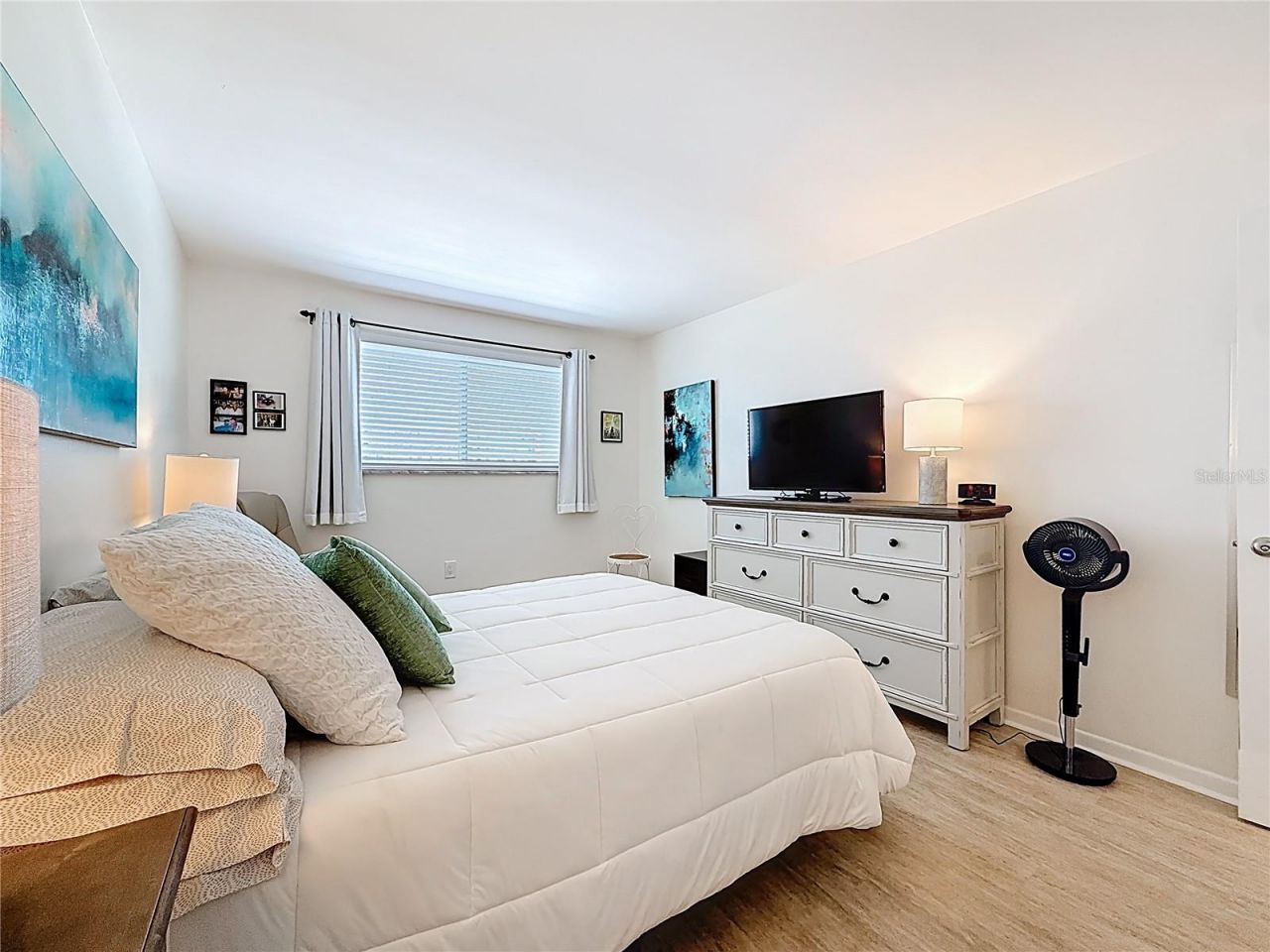 5925 Shore Boulevard S, Unit 611, Gulfport, FL 33707 Photo