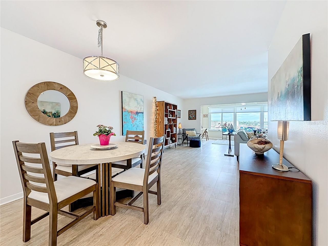 5925 Shore Boulevard S, Unit 611, Gulfport, FL 33707 Photo