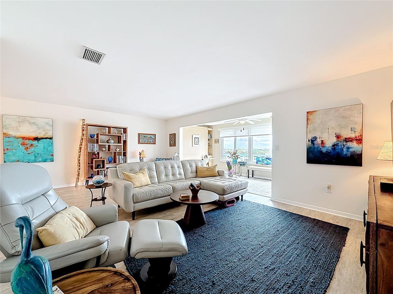 5925 Shore Boulevard S, Unit 611, Gulfport, FL 33707 Photo