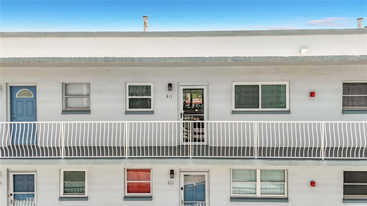 5925 Shore Boulevard S, Unit 611, Gulfport, FL 33707 Photo