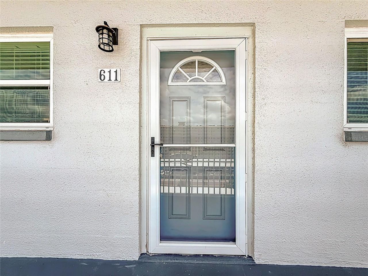 5925 Shore Boulevard S, Unit 611, Gulfport, FL 33707 Photo