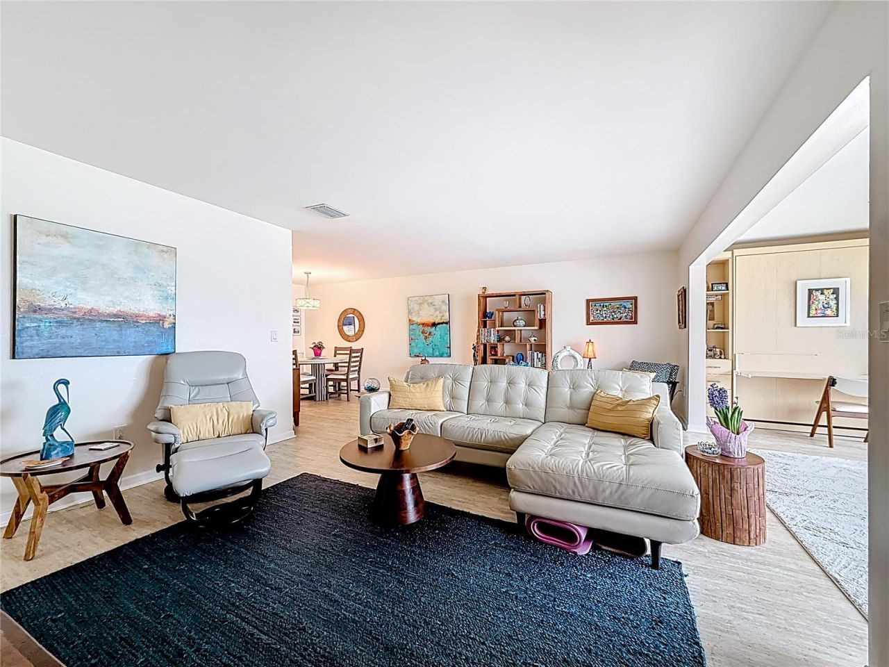 5925 Shore Boulevard S, Unit 611, Gulfport, FL 33707 Photo