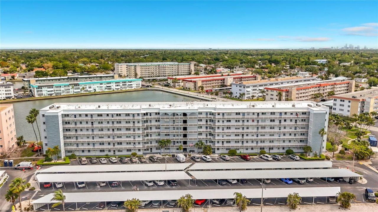 5925 Shore Boulevard S, Unit 611, Gulfport, FL 33707 Photo