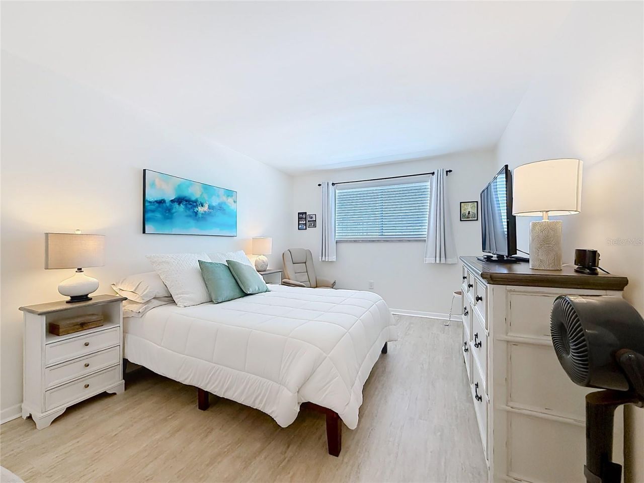 5925 Shore Boulevard S, Unit 611, Gulfport, FL 33707 Photo