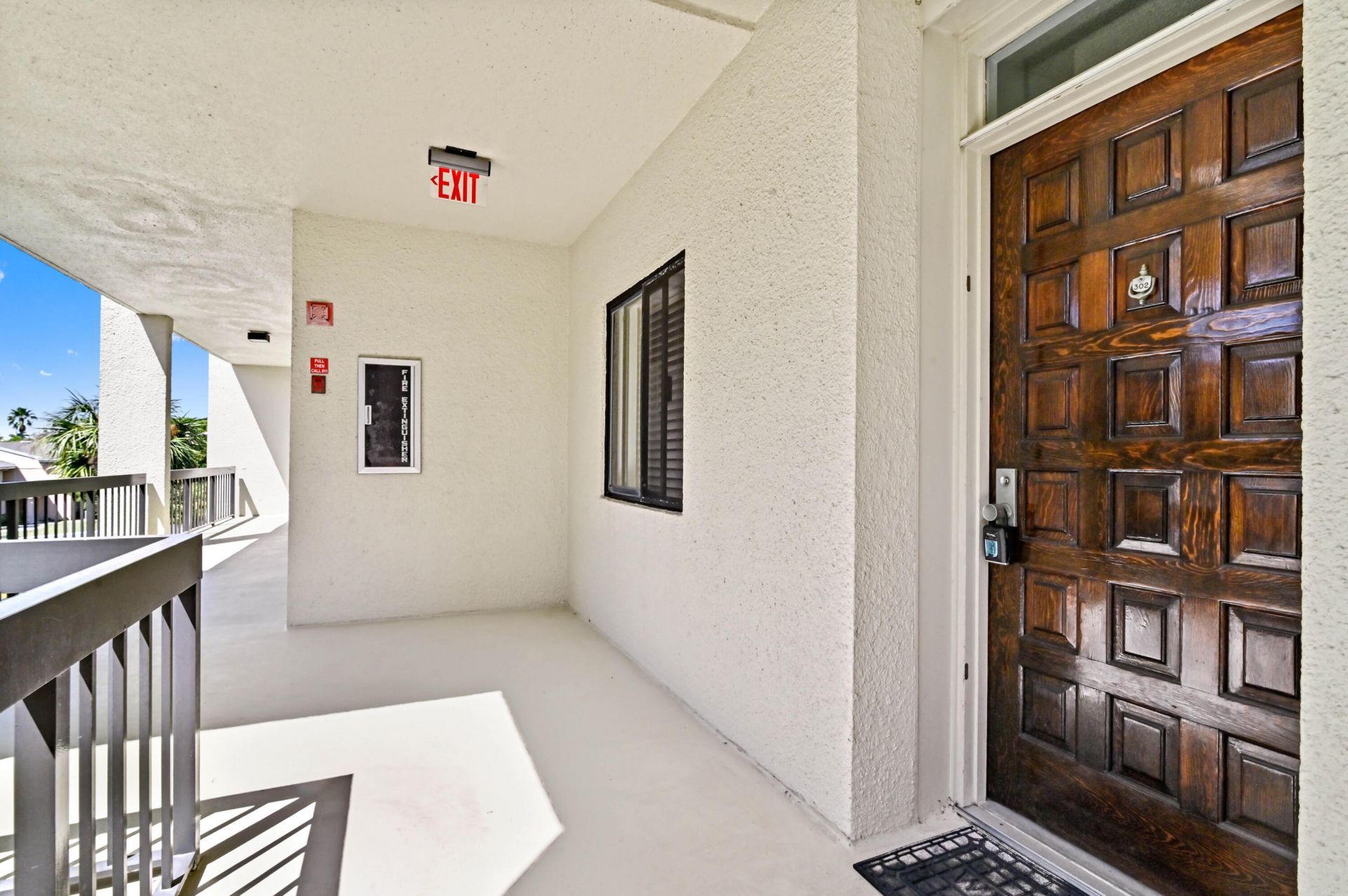 2500 Presidential Way, Unit 302, West Palm Beach, FL 33401 Photo