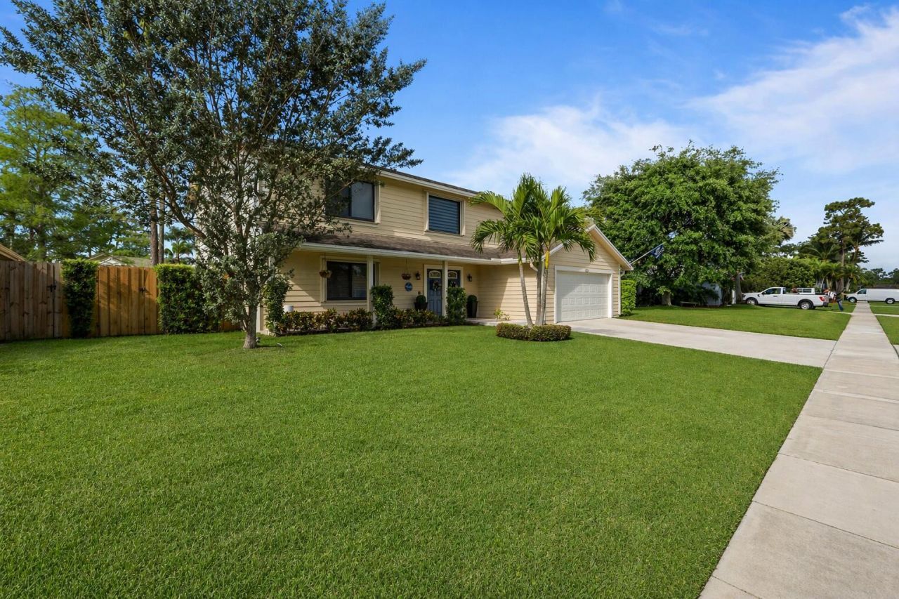 14364 Larkspur Lane, Wellington, FL 33414 Photo