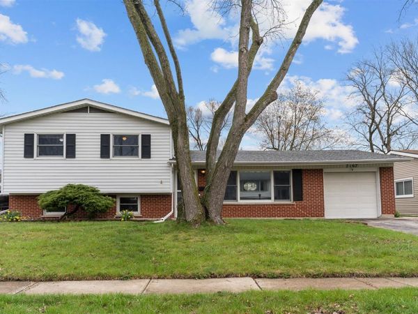 7167 Orchard Lane , Hanover Park, IL 60133