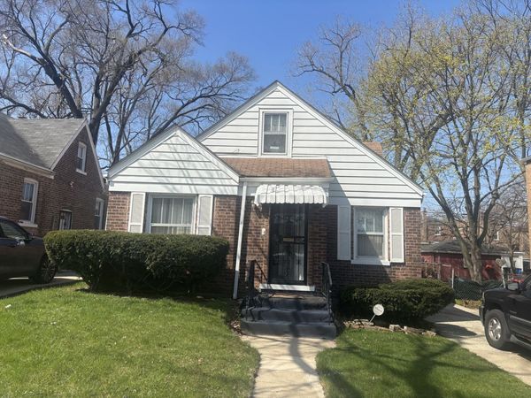 9738 S Greenwood Avenue , Chicago, IL 60628