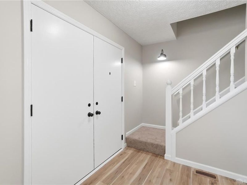 807 Linkhart Road, Adams Township, OH 45177 Photo 7