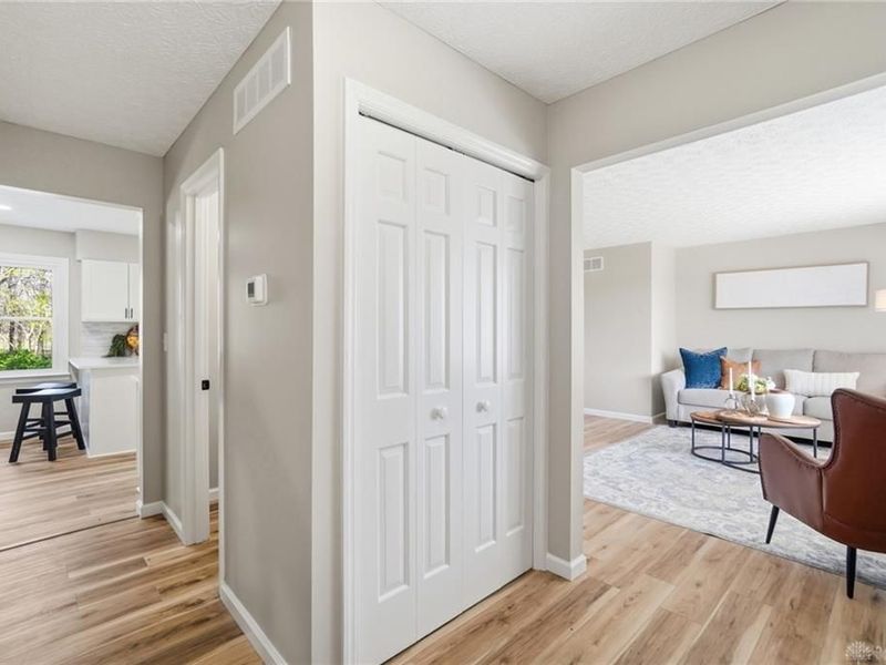 807 Linkhart Road, Adams Township, OH 45177 Photo 8