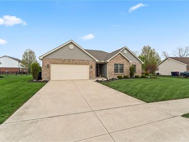 15 Ash Knoll Drive, Pleasant Hill, OH 45359
