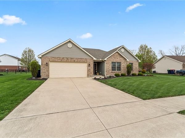 15 Ash Knoll Drive, Pleasant Hill, OH 45359