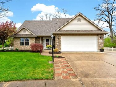 6823 Deergreen Court, Huber Heights, OH 45424