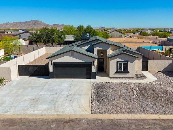 11452 W DELWOOD Drive, Arizona City, AZ 85123