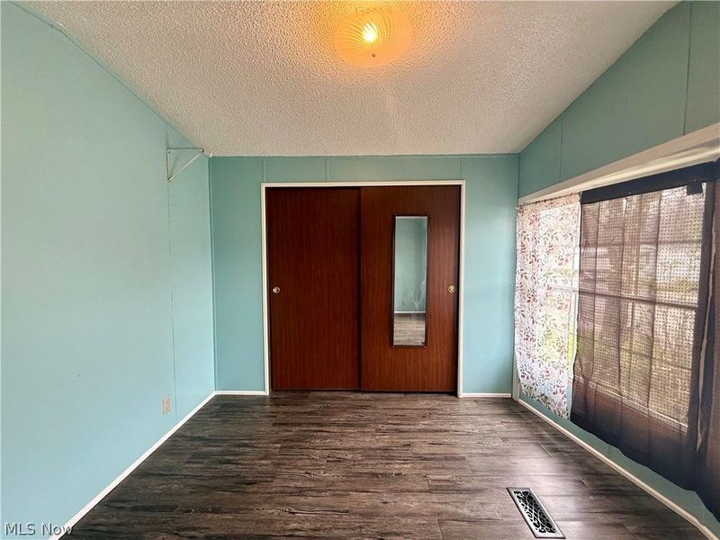 607 Sugar Pines Drive SW, Warren, OH 44076 Photo 12