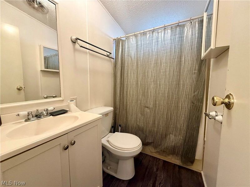 607 Sugar Pines Drive SW, Warren, OH 44076 Photo 14