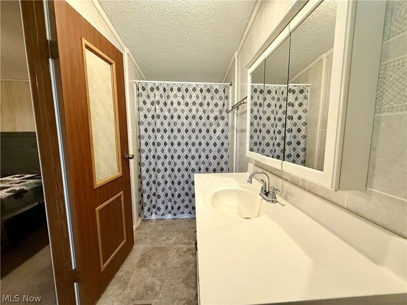 607 Sugar Pines Drive SW, Warren, OH 44076 Photo 26